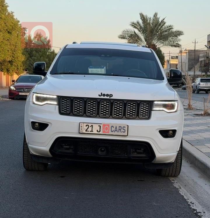 جيب جراند شيروكي